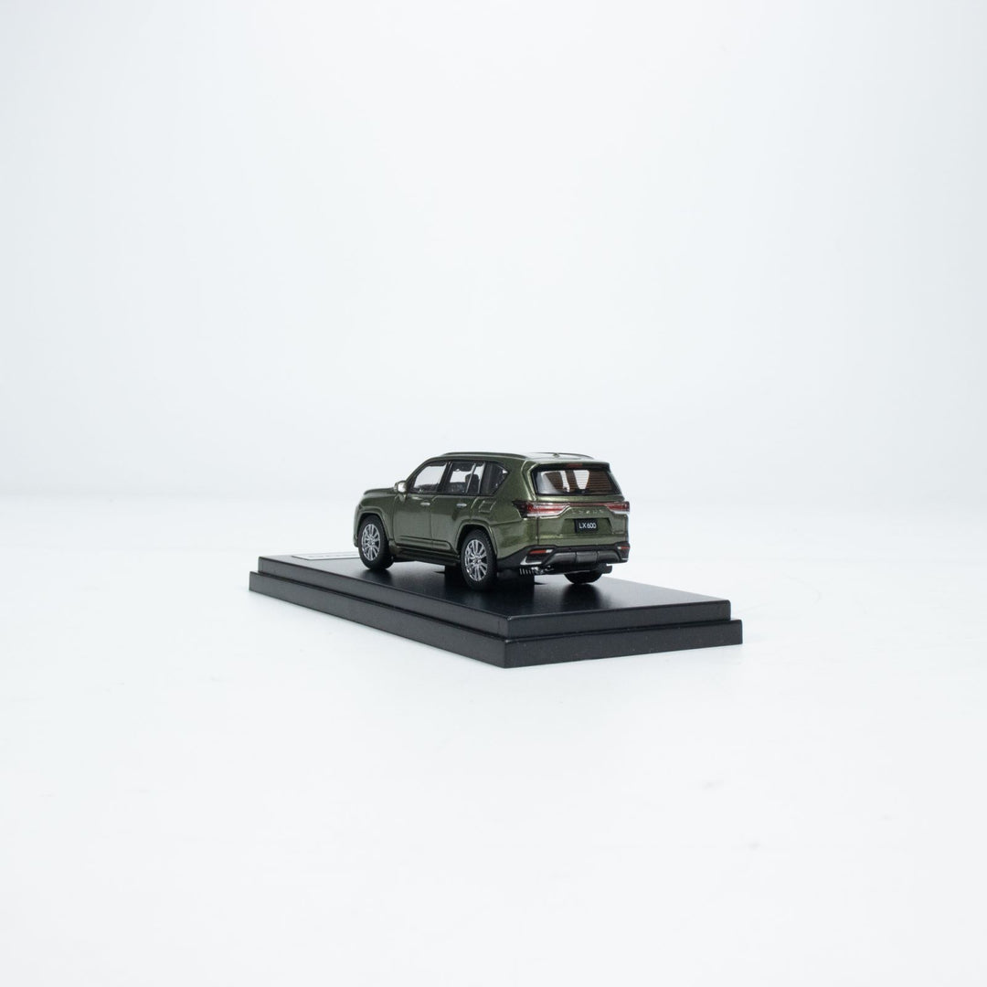 LCD 1:64 Lexus LX600 Green Diecast