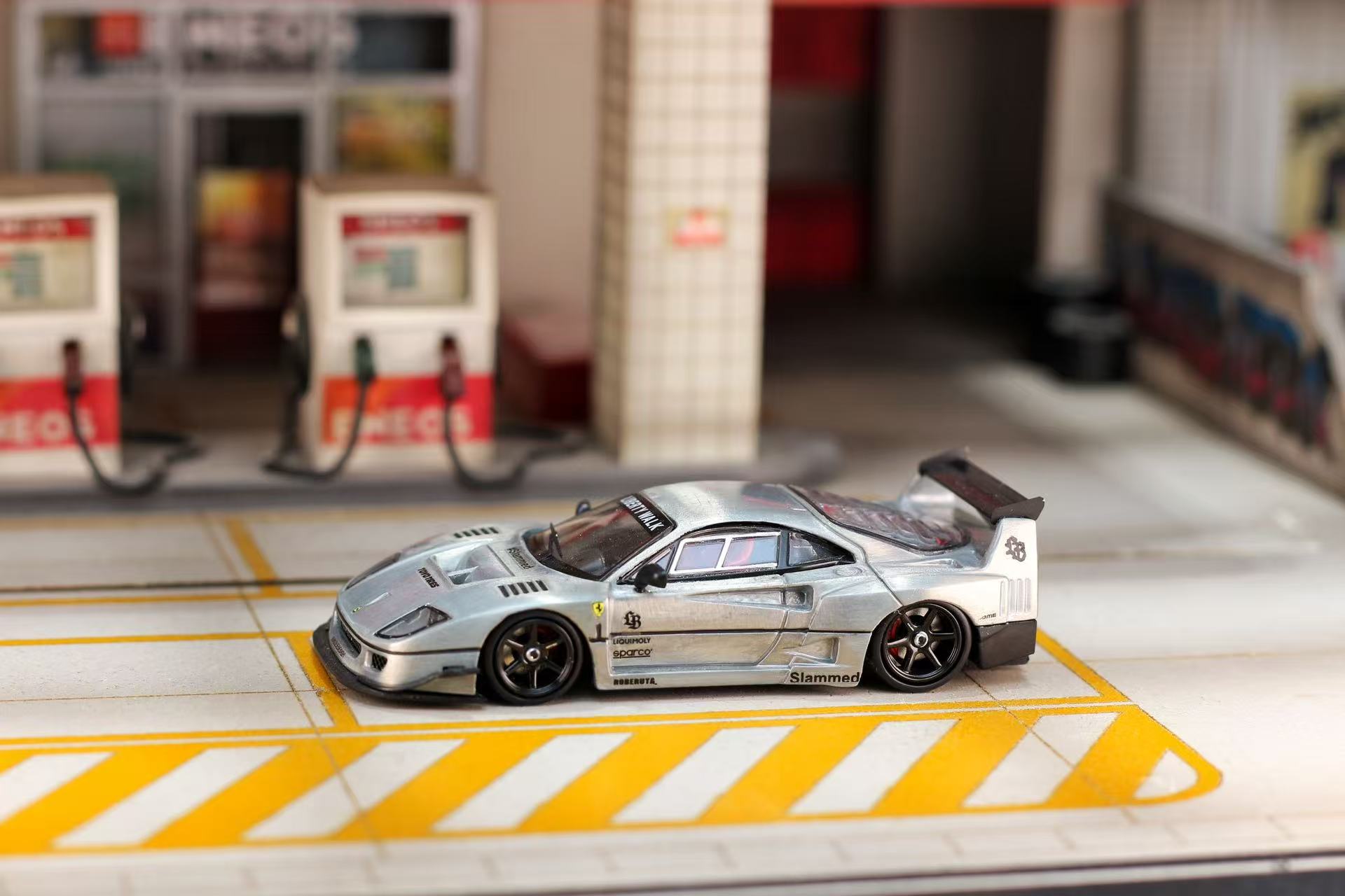 Preorder] Ghost Player 1:64 LBWK Ferrari F40 Customized Verison