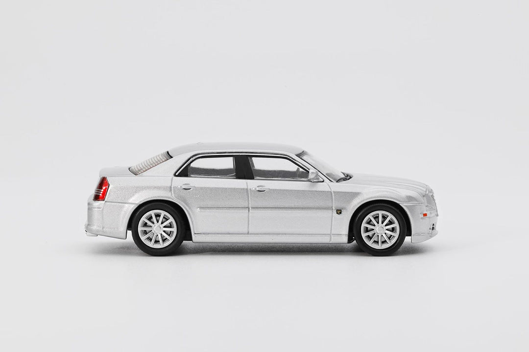 [Preorder] Shadow Pro 1:64  Chrysler 300C SRT8 SILVER LL-056-280