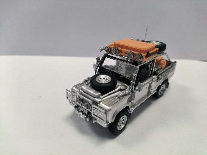 [Preorder] DCM 1:64 Land Rover Defender Tomb Raider Livery