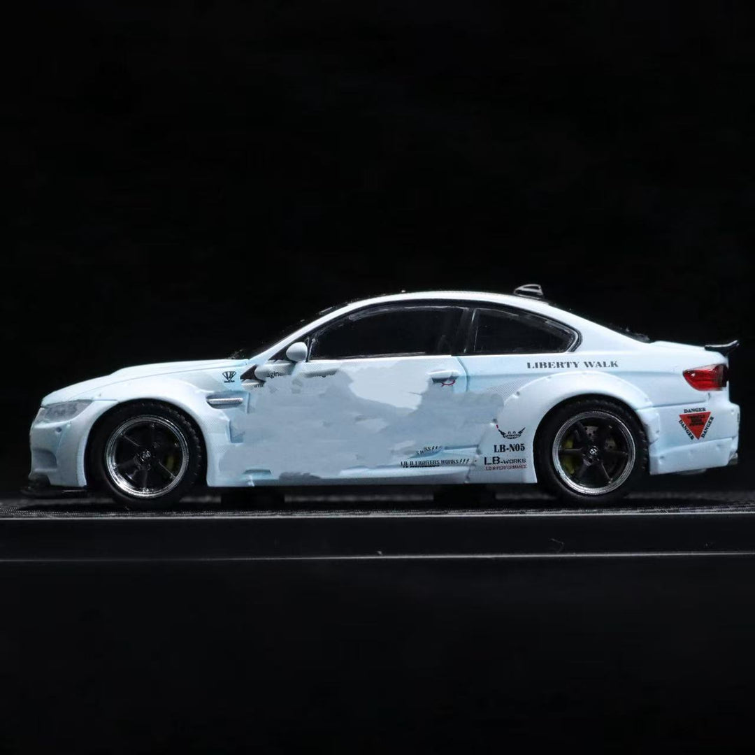 [Preorder] Fine Model 1:64 BMW M3 E92 Denim Blue