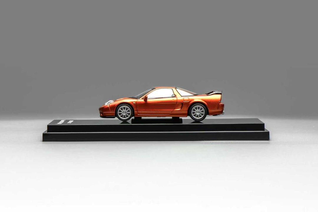 [Preorder] MOTORHELIX 1:64 Honda NSX-R (NA2) METALLIC ORANGE M65502
