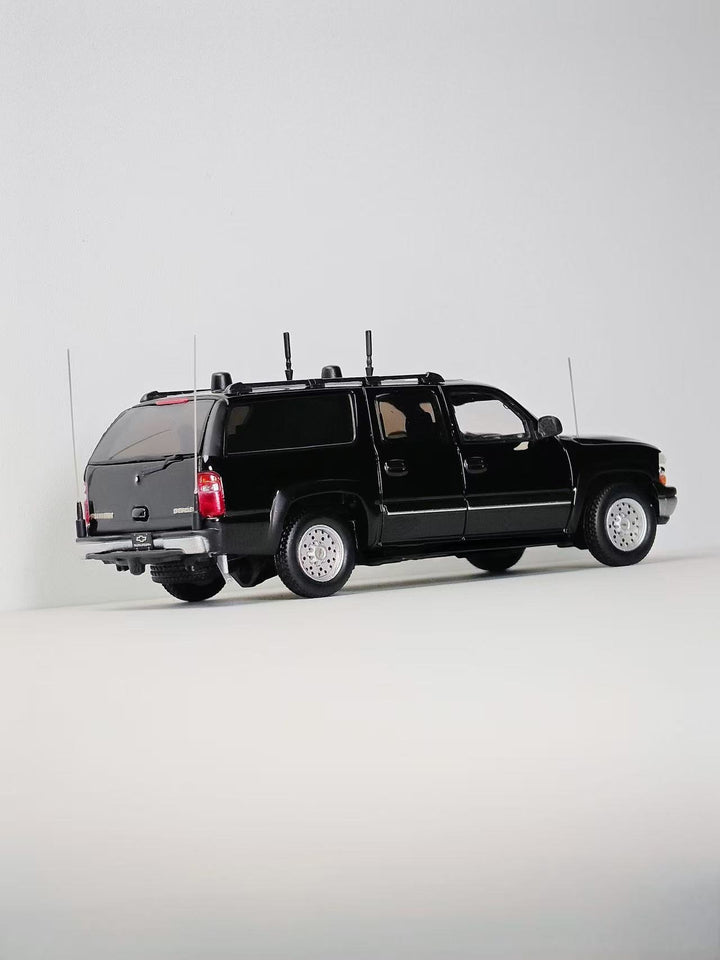 [Preorder] MK Miniatures 1:64 2003 Chevrolet Suburban CIA Signal Jamming Vehicle Black MK2401-03-A1