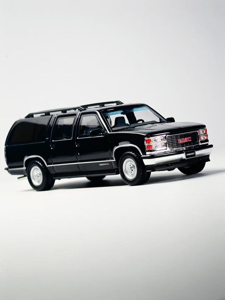 [Preorder] BLISS 1:64 Chevrolet Suburban Pearl Black