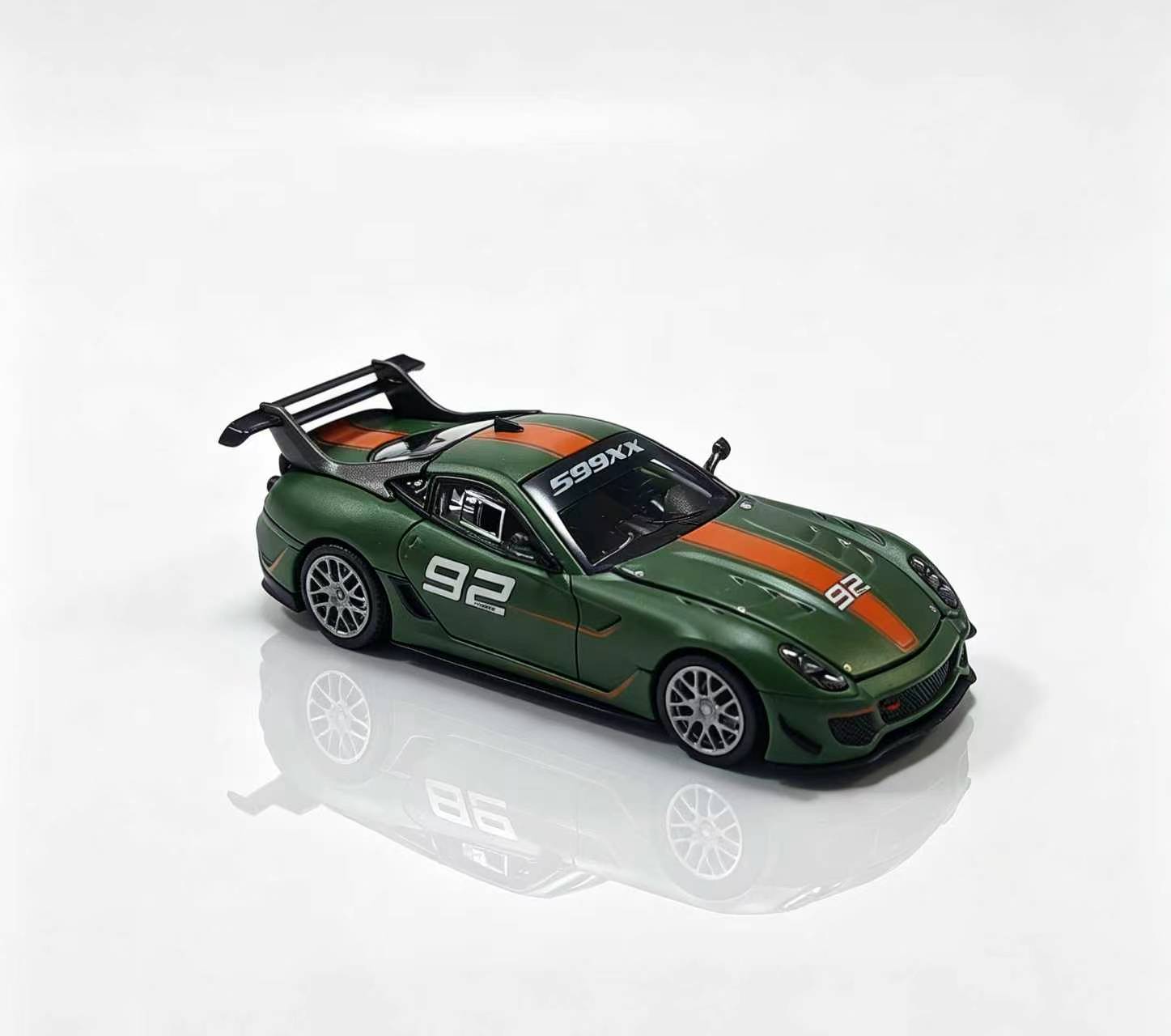 Preorder] Rhino Model 1:64 Ferrari 599XX EVO (with opening engine