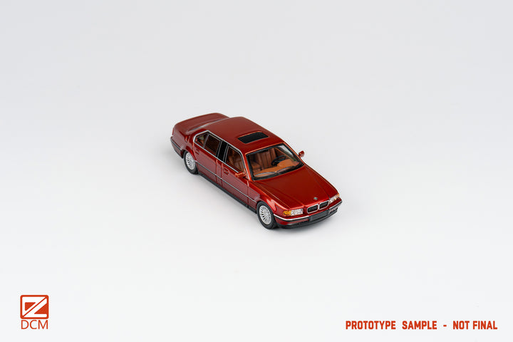 [Preorder] DCM 1:64 BMW E38 7-Series Extended Late Version (2 Colours)