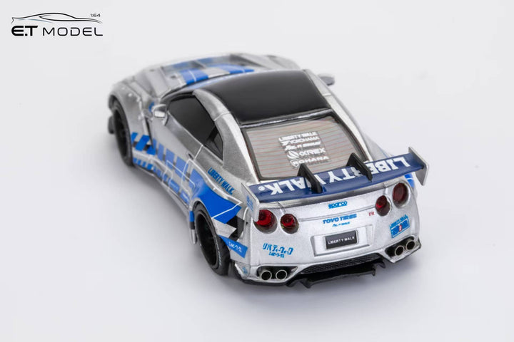 [Preorder] ET Model x Model Collect 1:64 Nissan GT-R R35 LB Widebody Modified 1.5 Version FNF Silver Blue
