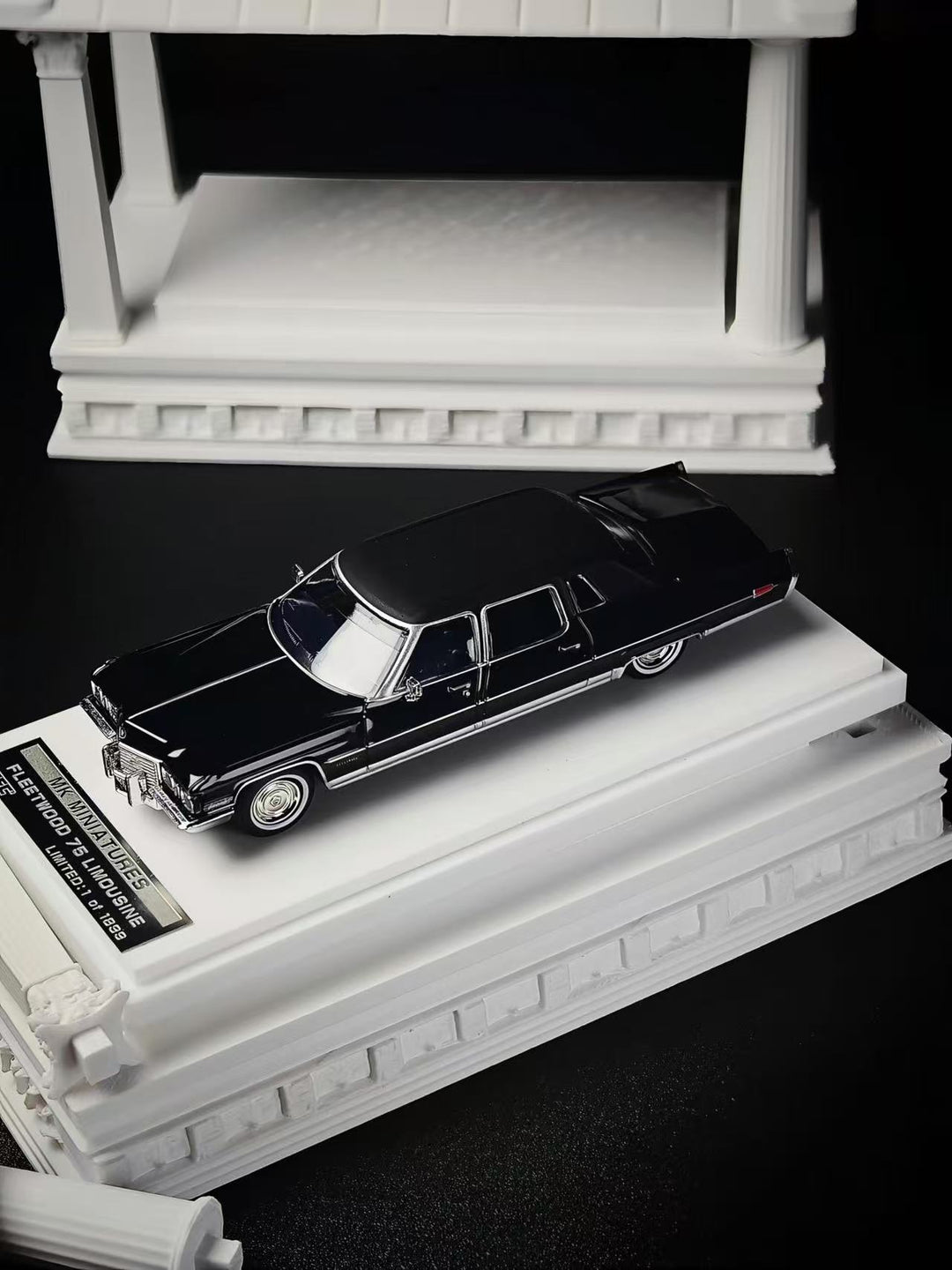 [Preorder] MK Miniatures 1:64 Cadillac Series 75 Fleetwood Black