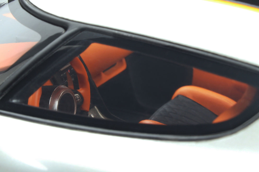 GT Spirit 1:18 KOENIGSEGG REGERA RECORD WHITE 2023 GT913