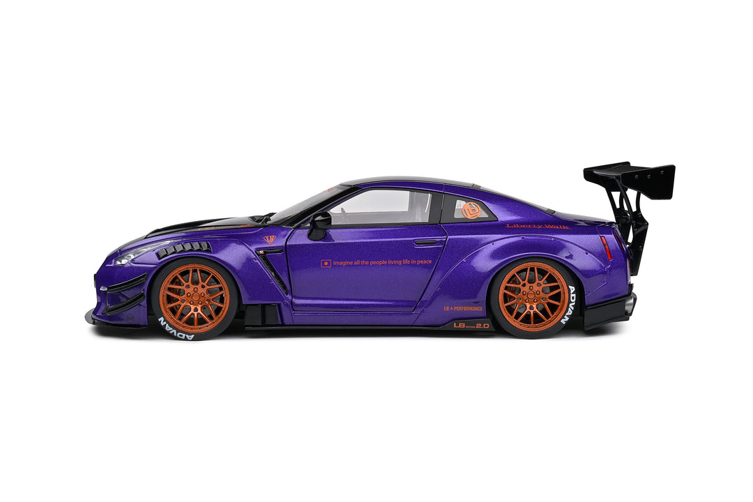 Solido 1:18 NISSAN GT-R (R35) W/ LIBERTY WALK BODY KIT 2.0 PURPLE 2022