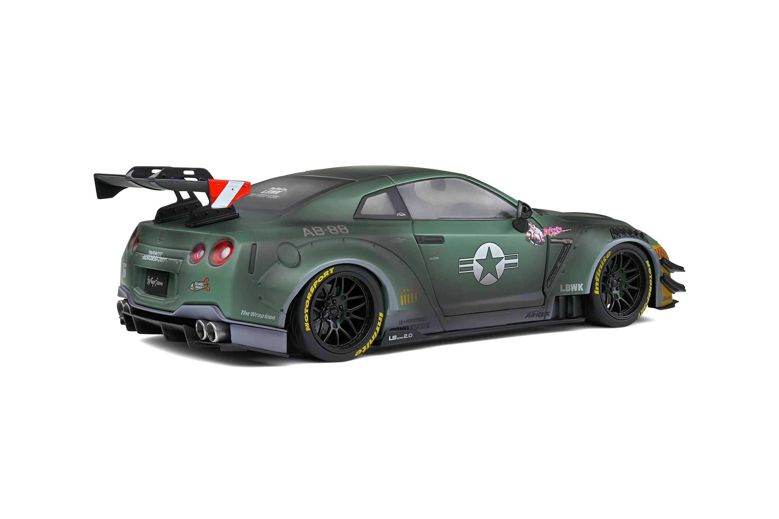 SOLIDO 1:18 2022 Nissan GT-R (R35) LB Walk Body Kit 2 Army