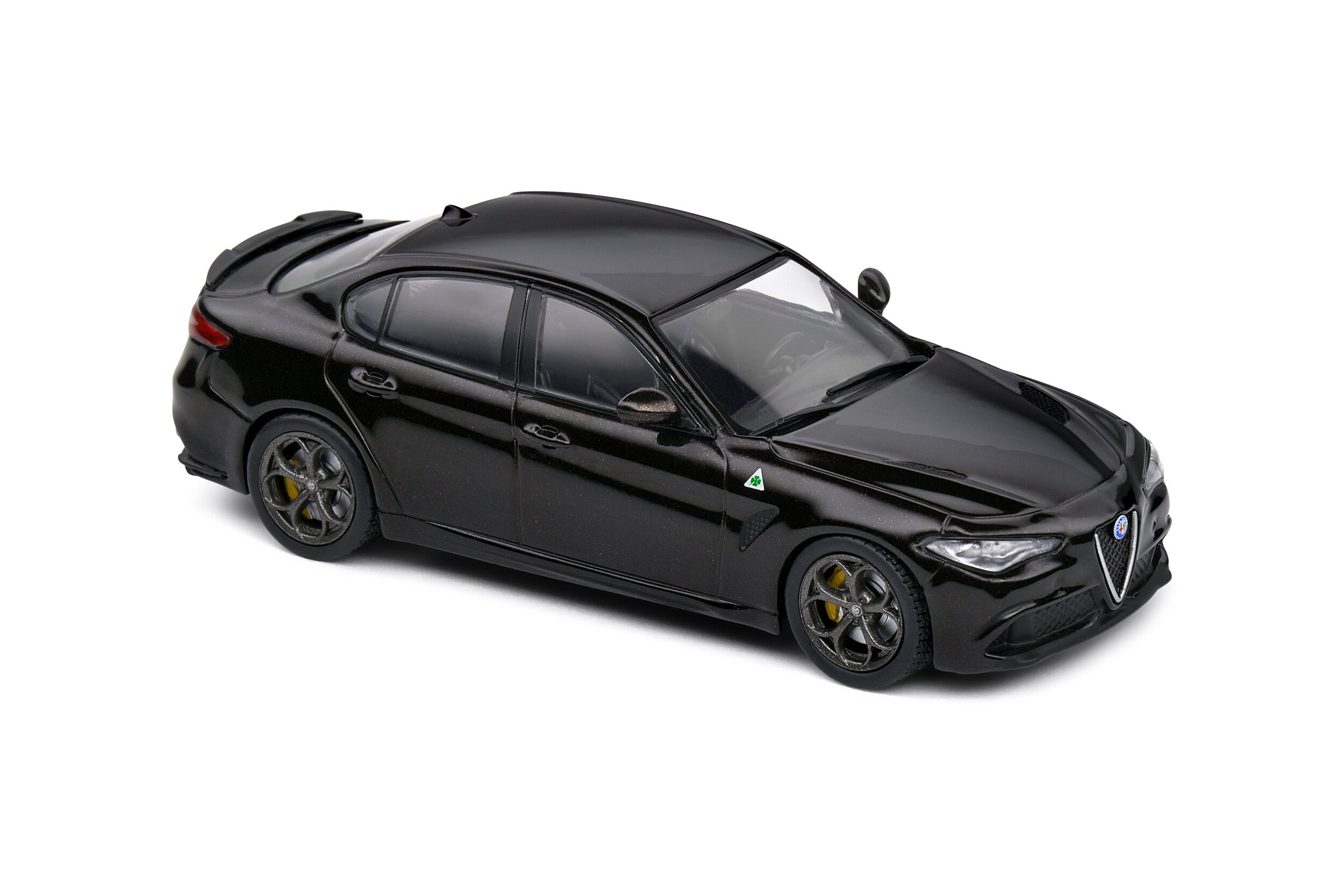 Solido 1:43 ALFA ROMEO GIULIA QUADRIFOGLIO BLACK – Horizon