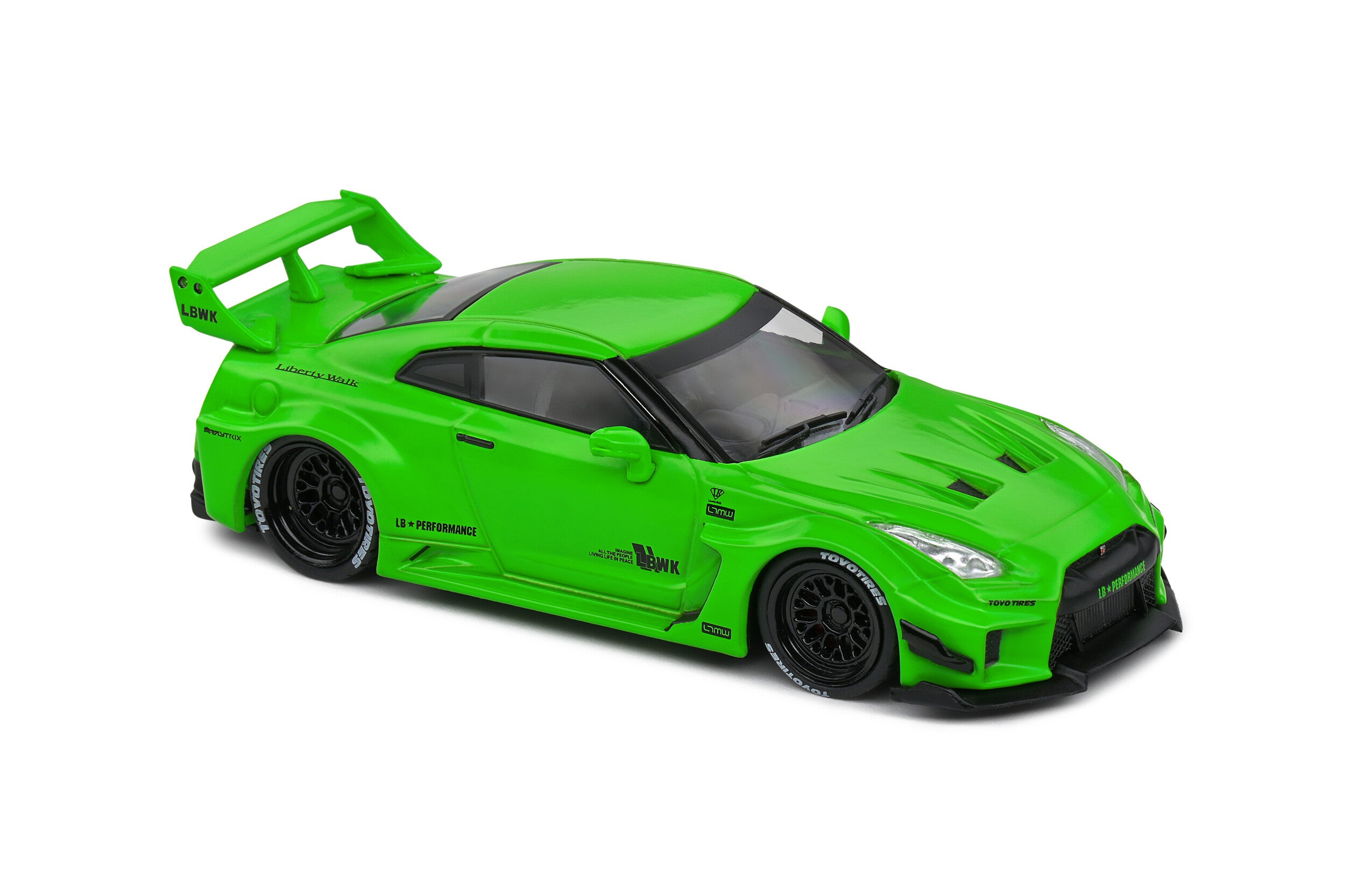 Solido 1:43 Nissan GT-R (R35) LB Work Silhouette – Acid Green