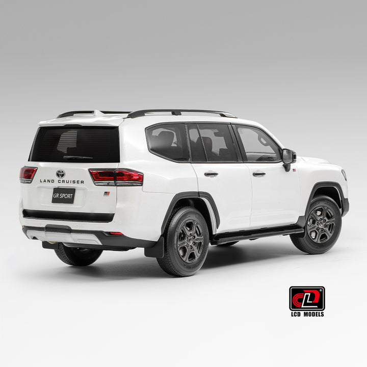 [Preorder] LCD 1:18 Toyota Land Cruiser LC300-GR Sport (4 Colours) LCD18013