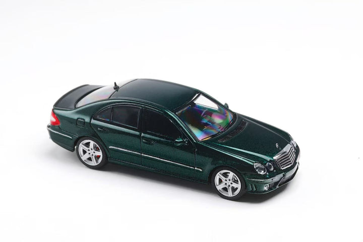 [Preorder] King Model 1:64 Mercedes AMG E63 W211 (2 Colours)