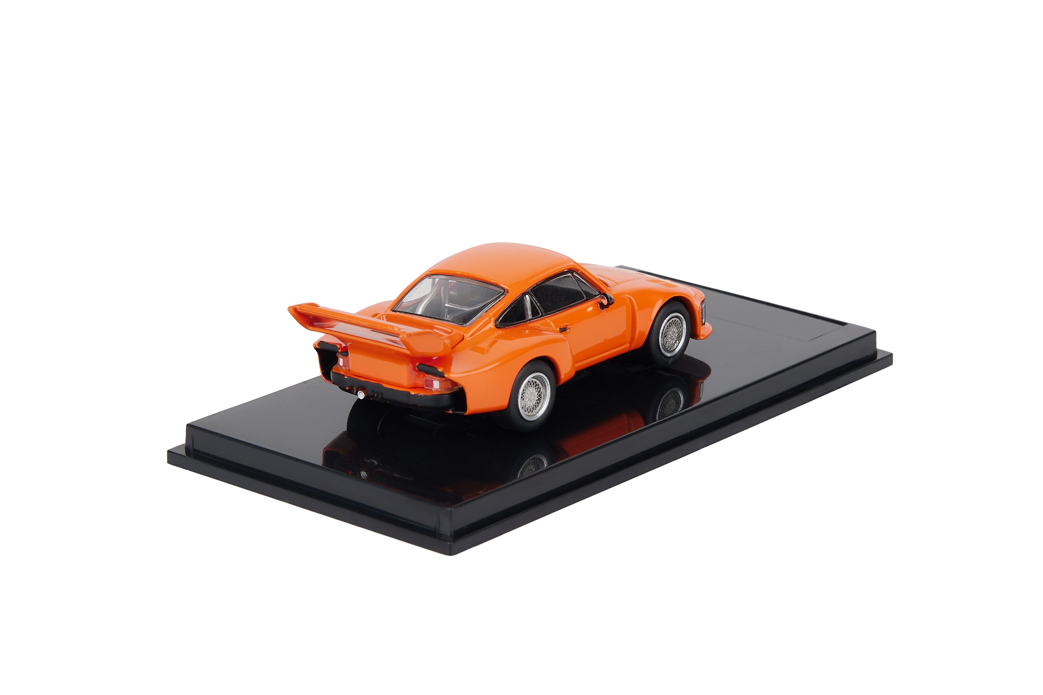 Preorder] SC ART 1:64 Porsche 935 (3 Colours) – Horizon Diecast