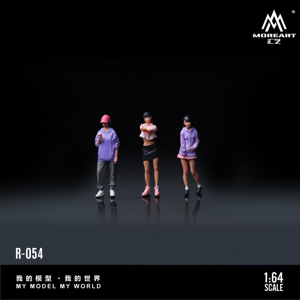 [Preorder] MoreArt 1:64 PLAYFUL GIRL DOLL SET