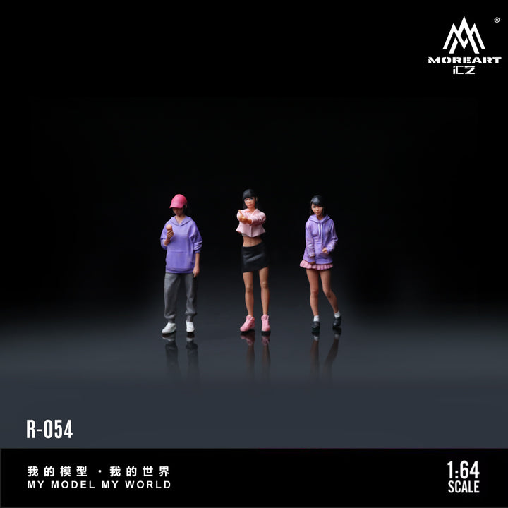 [Preorder] MoreArt 1:64 PLAYFUL GIRL DOLL SET