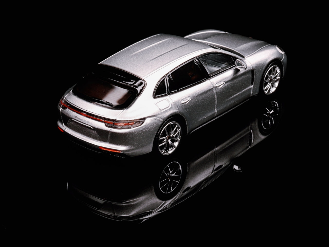 Furuya 1:64 Porsche Panamera Turbo Sedan Version And Hunting