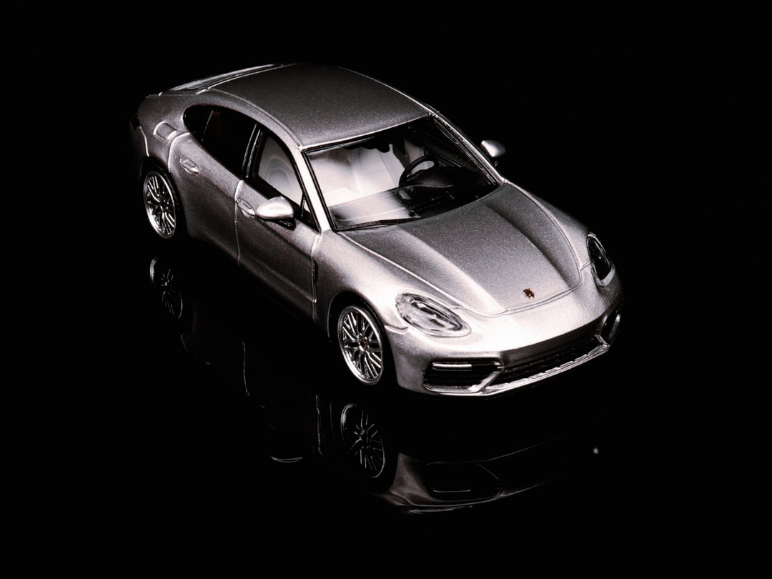 [Preorder] Furuya 1:64 Porsche Panamera Turbo Sedan Version And Hunting version (4 Versions)