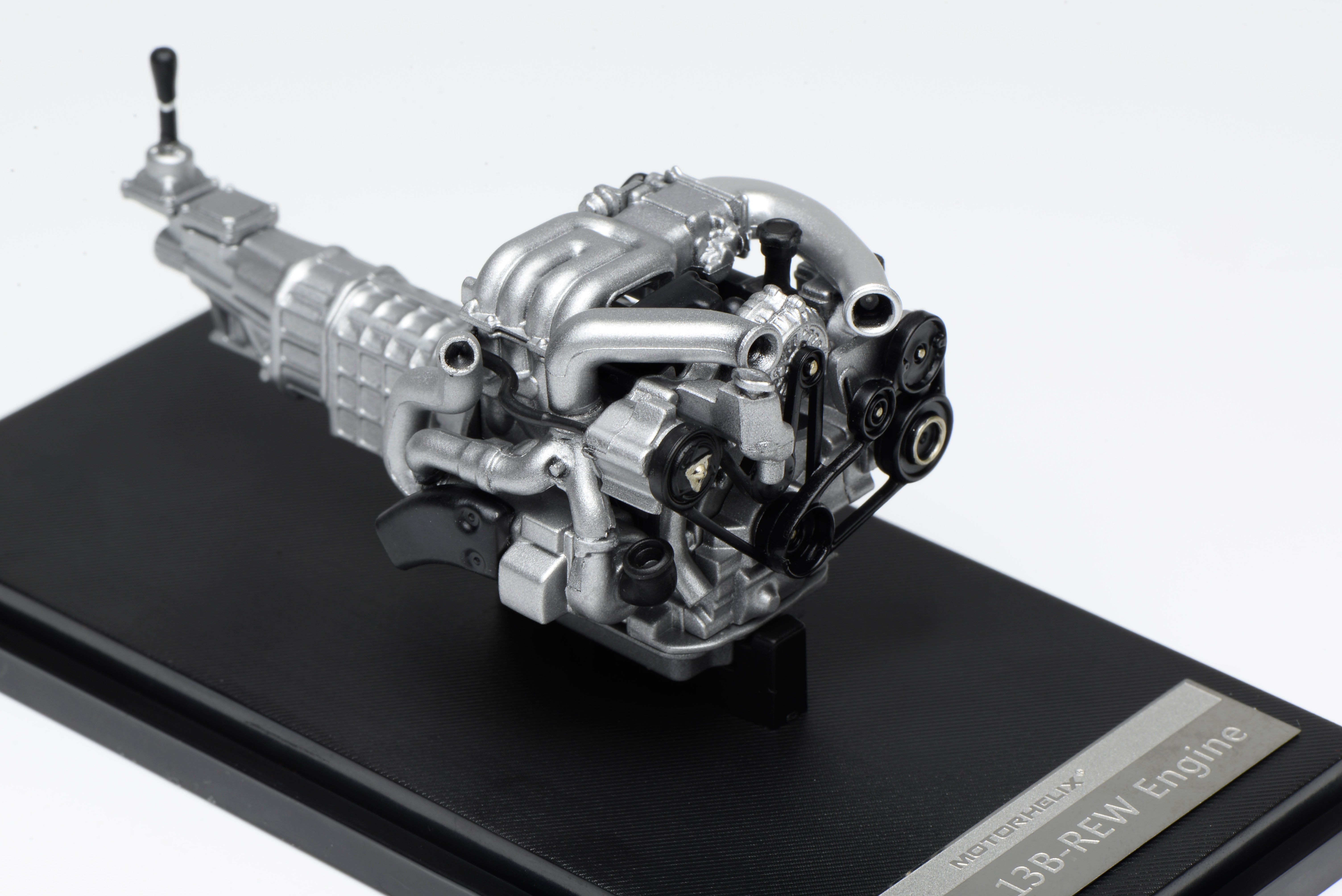 MOTORHELIX 1:18 Subaru and Mazda Engine (2 Versions) M90119/M90120