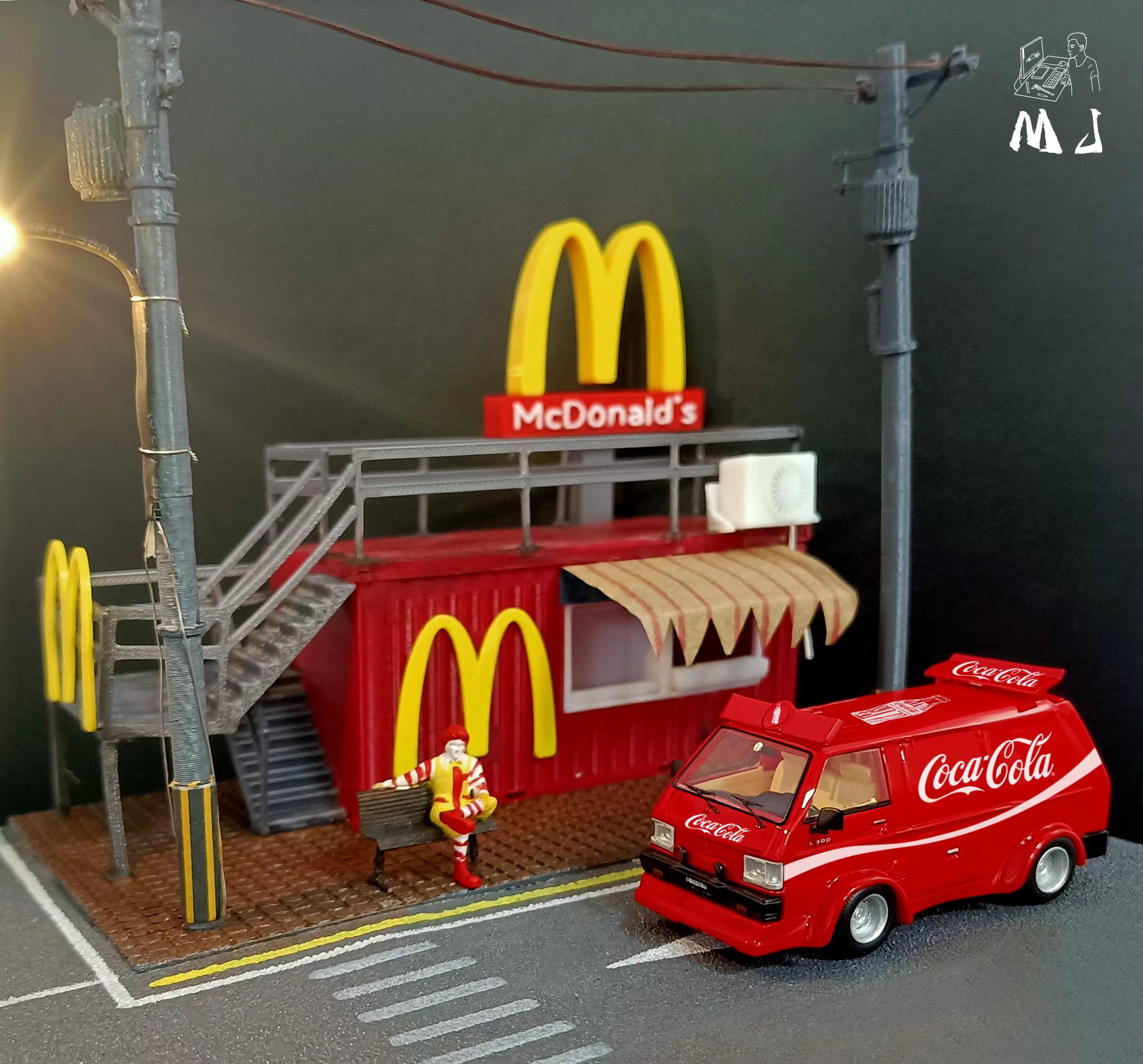 MJ Model 1:64 Mitsubishi Delica (5 Versions) – Horizon Diecast