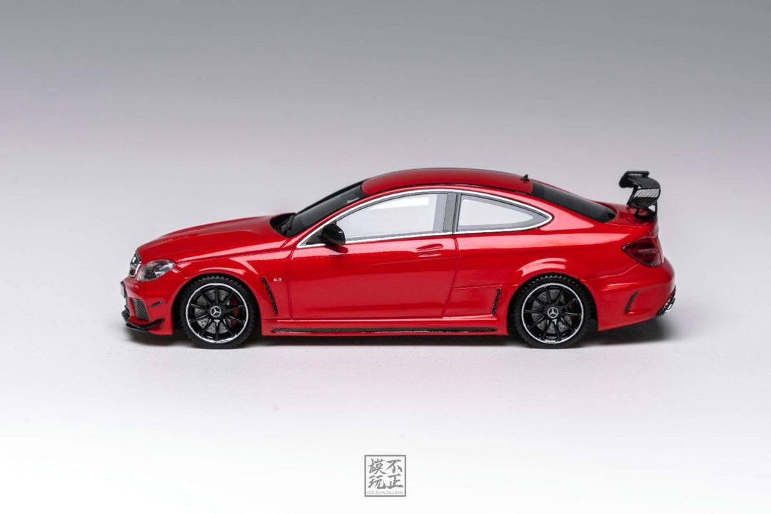 [Preorder] Car's Lounge 1:64 Mercedes-AMG C63 Black Series (5 Colours)