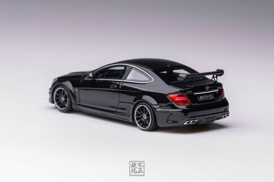 [Preorder] Car's Lounge 1:64 Mercedes-AMG C63 Black Series (5 Colours)