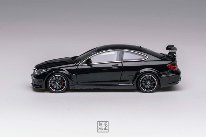 [Preorder] Car's Lounge 1:64 Mercedes-AMG C63 Black Series (5 Colours)