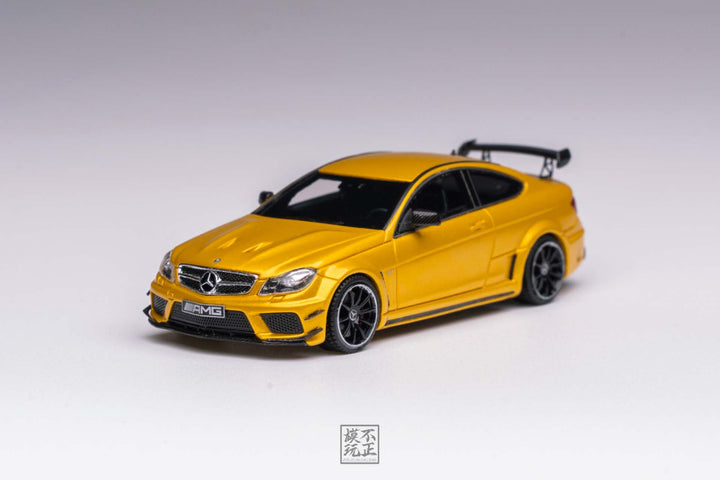 [Preorder] Car's Lounge 1:64 Mercedes-AMG C63 Black Series (5 Colours)