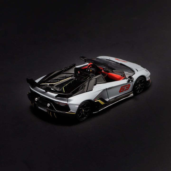 [Preorder] Maxwell Model 1:64 Lamborghini Aventador SVJ63 Roadster - Gray