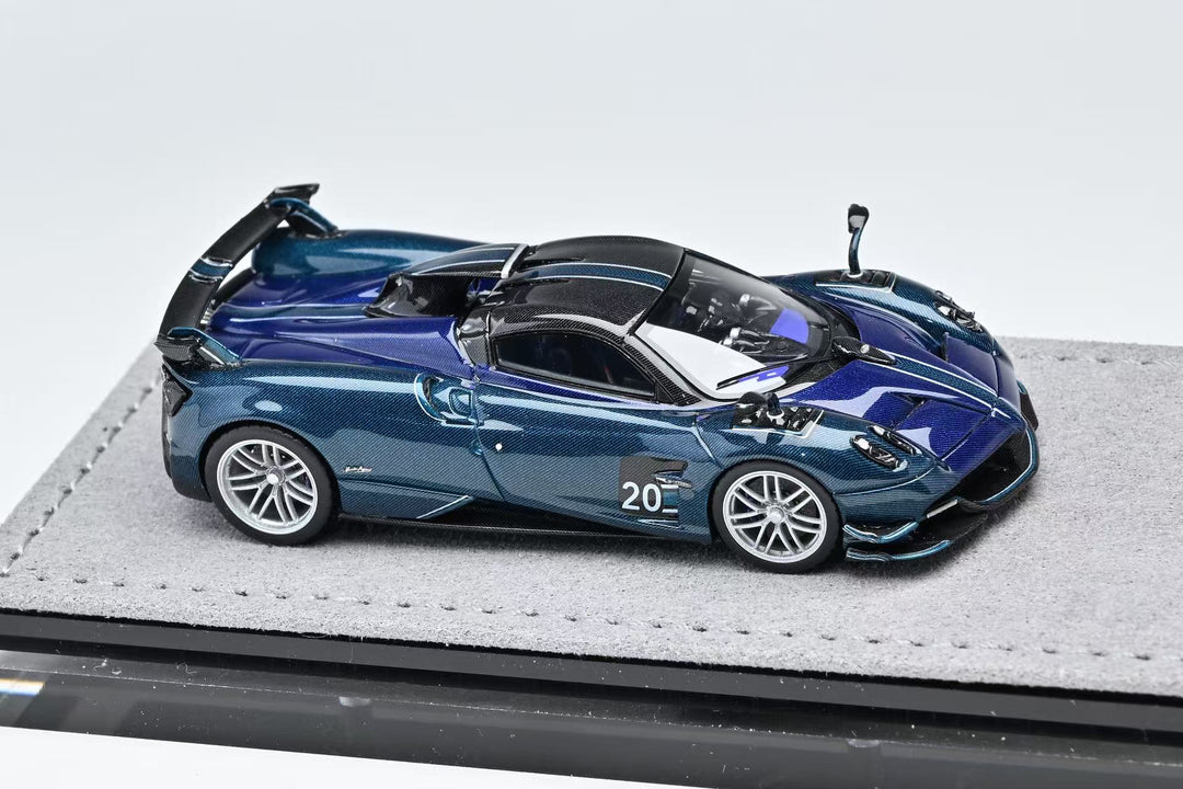[Preorder] DMH 1:64 Pagani Huayra Roadster (5 Colours)