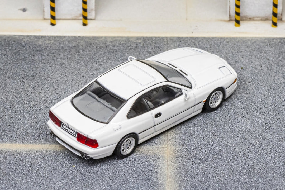 Shadow 1:64 BMW 850 CSi E31 (2 Colours)