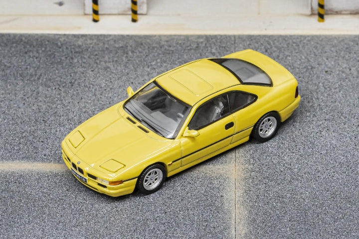 Shadow 1:64 BMW 850 CSi E31 (2 Colours)
