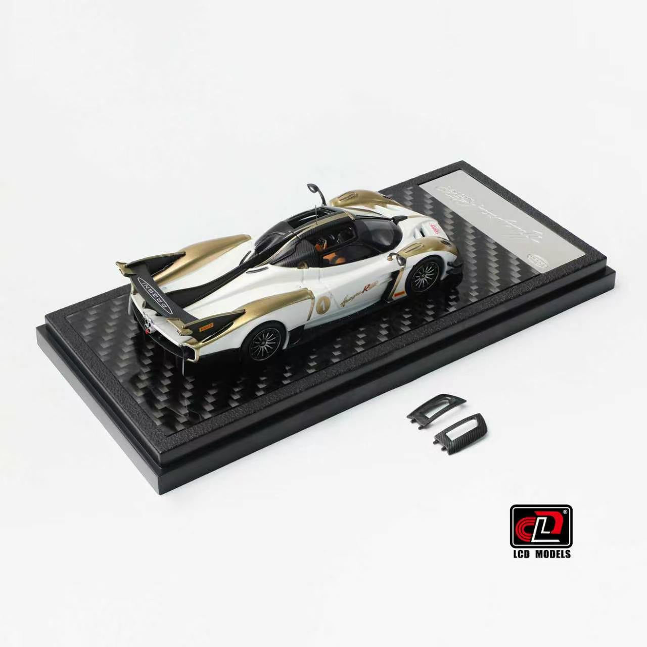 Preorder] LCD 1:64 Pagani Huayra R Evo Roadster LCD64050-WG