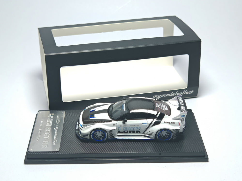 [Preorder] Model Collect 1:64 LBWK Nissan GTR R35 (2 Colours)