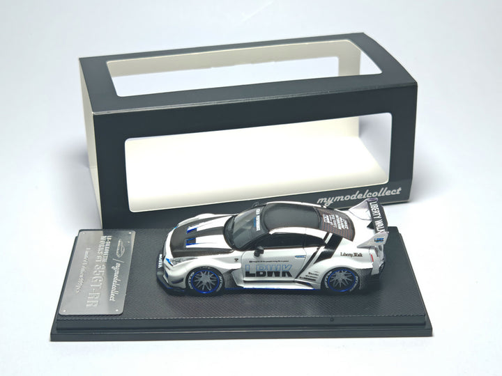 [Preorder] Model Collect 1:64 LBWK Nissan GTR R35 (2 Colours)