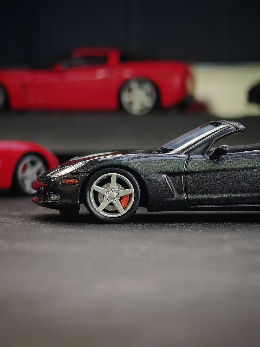 [Preorder] BLISS 1:64 CORVETTE C6 Foshan APAxpo Special Exhibition Edition (4 Versions)