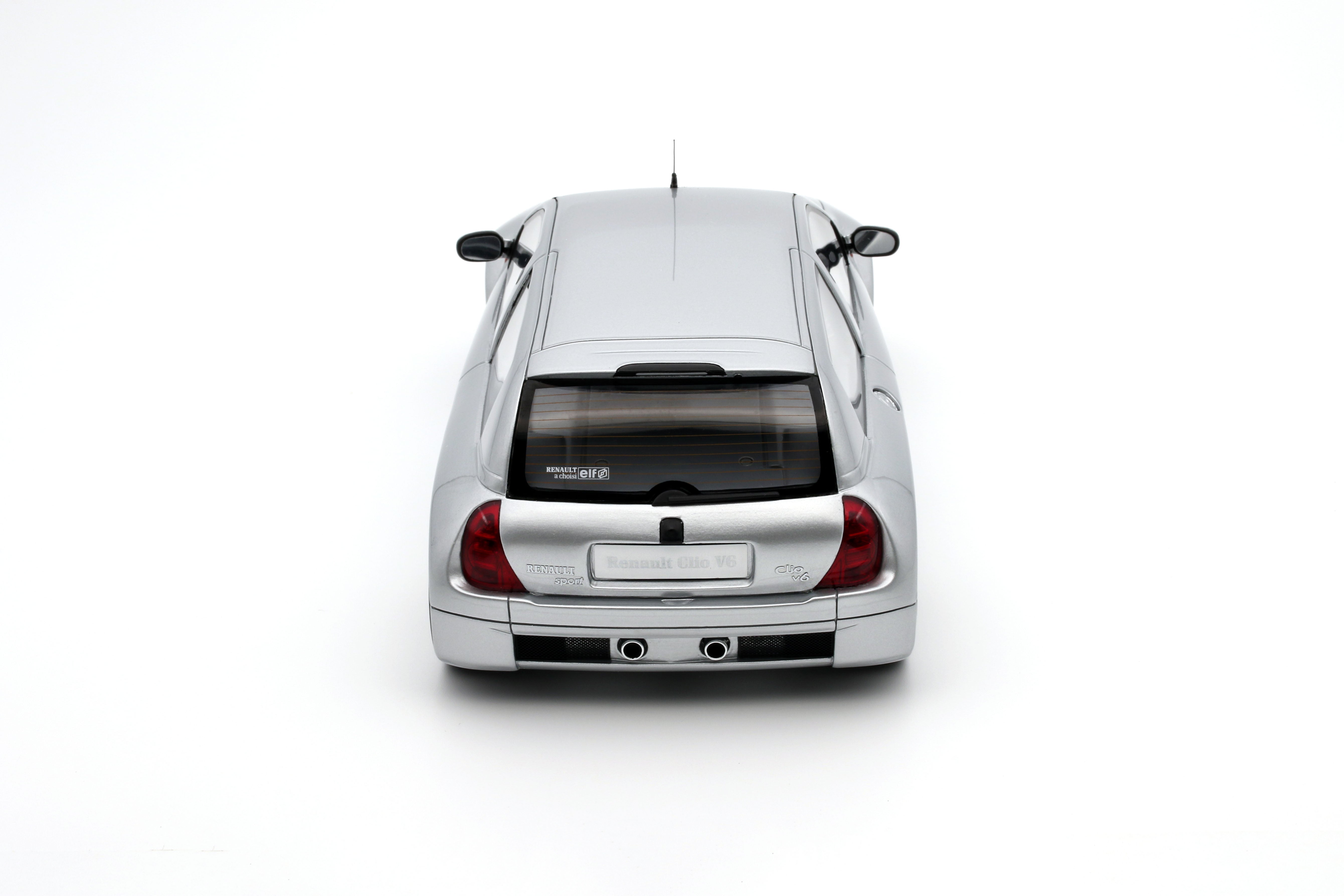 OttOmobile 1:18 RENAULT CLIO V6 PHASE 1 SILVER 2001 – Horizon Diecast