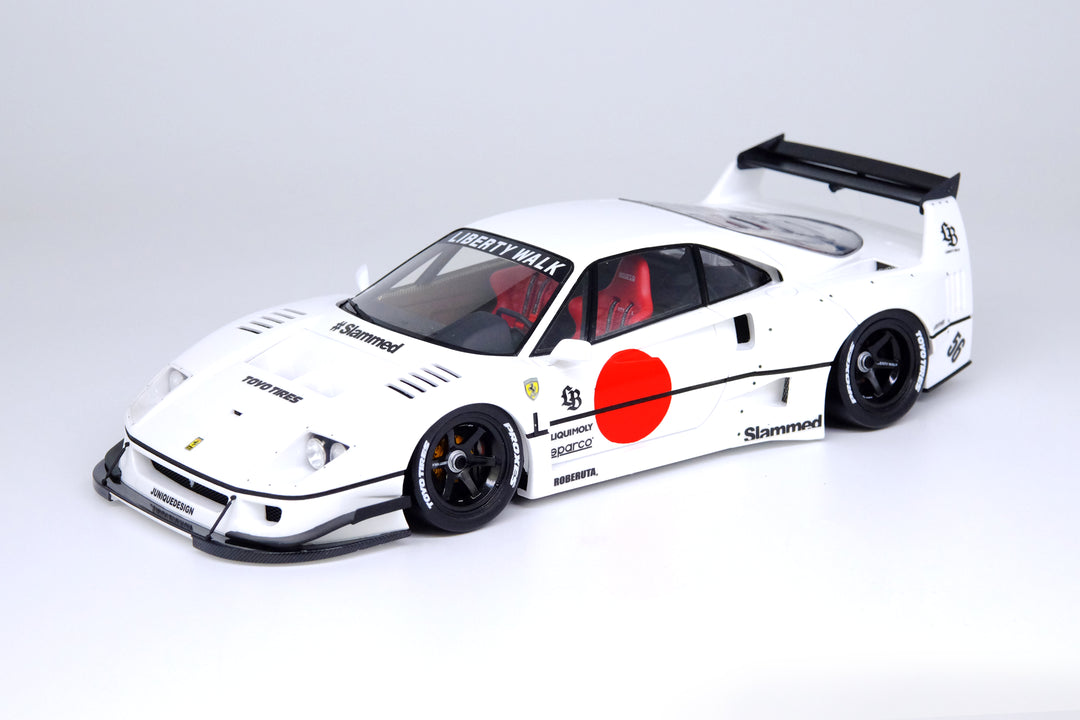 INNO 18 1:18 LBWK F40 White Tokyo Auto Salon 2023 IN18R-LBWKF40-TAS23