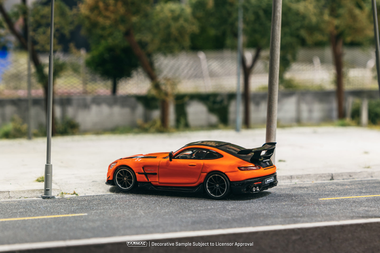 Tarmac Works 1:64 Mercedes-Benz AMG GT Black Series Orange T64G