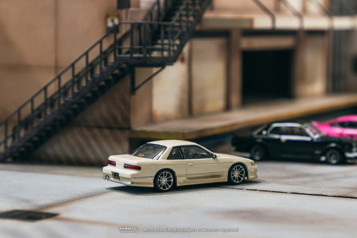 [Preorder] Tarmac Works 1:64 VERTEX Nissan Silvia S13 White/Gold