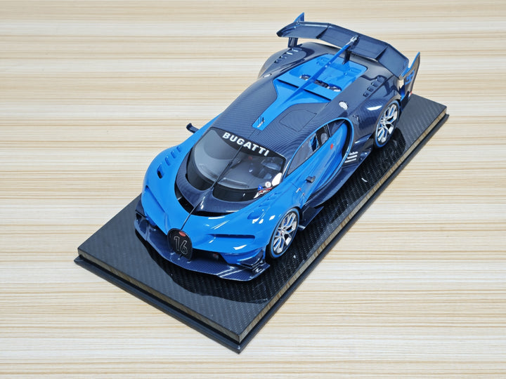 [Preorder] Runner 1:12 Bugatti Vision Gran Turismo - Carbon Fiber Blue