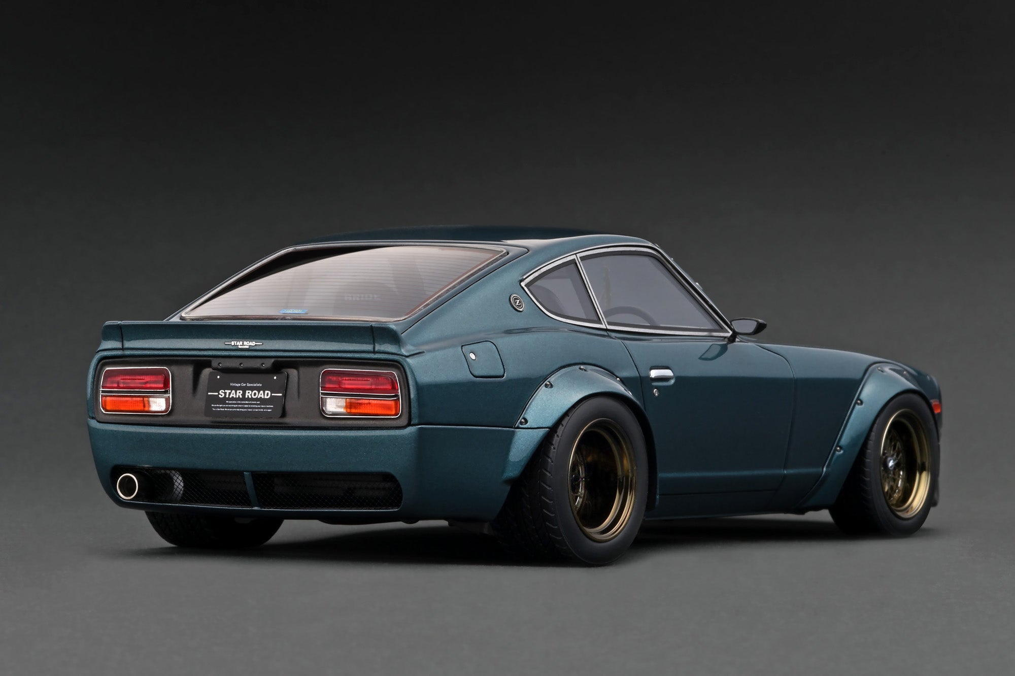IG 1:18 Nissan Fairlady Z (S30) STAR ROAD Green Metallic