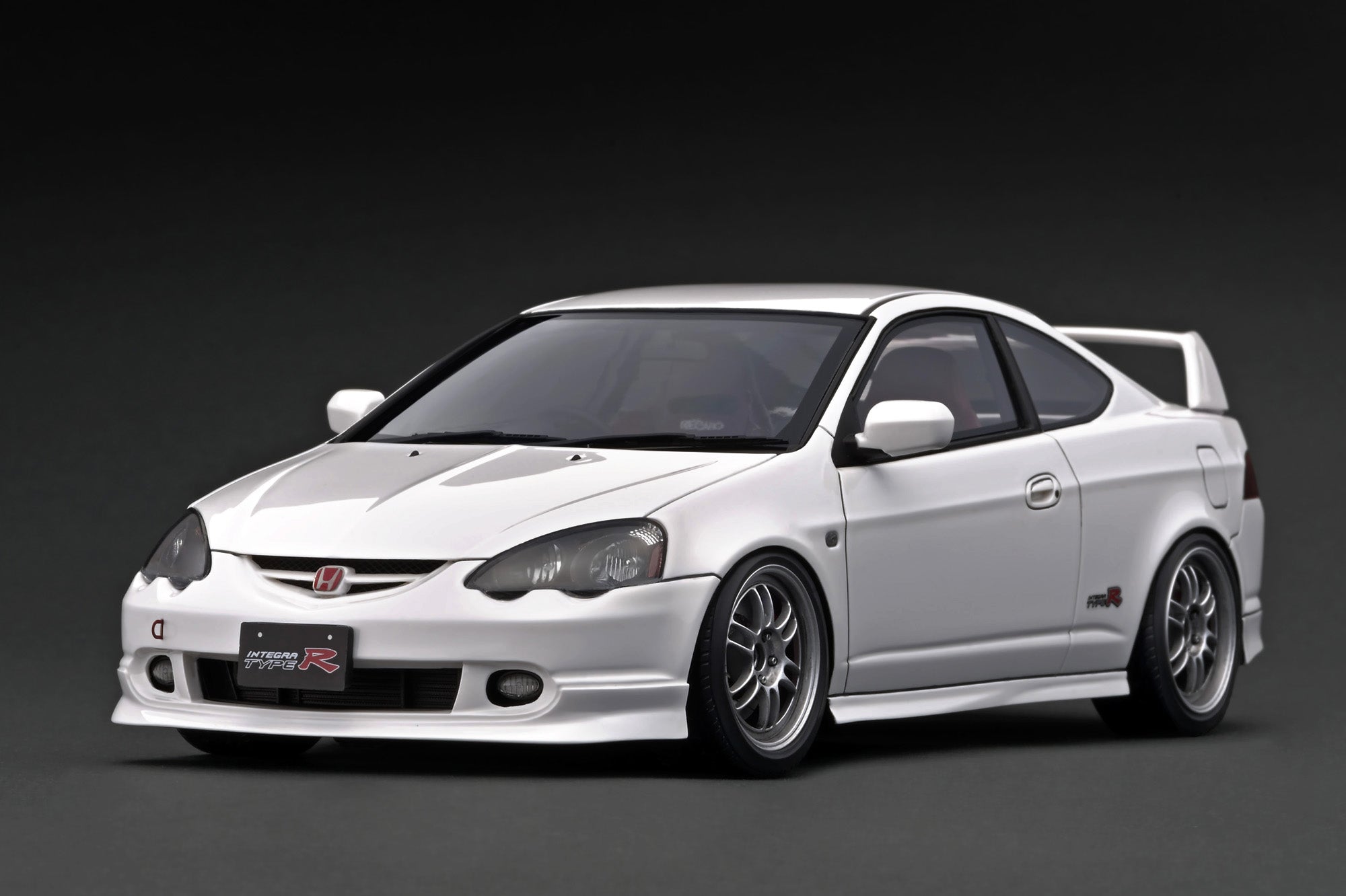 IG 1:18 Honda INTEGRA (DC5) TYPE R White IG3327 – Horizon Diecast