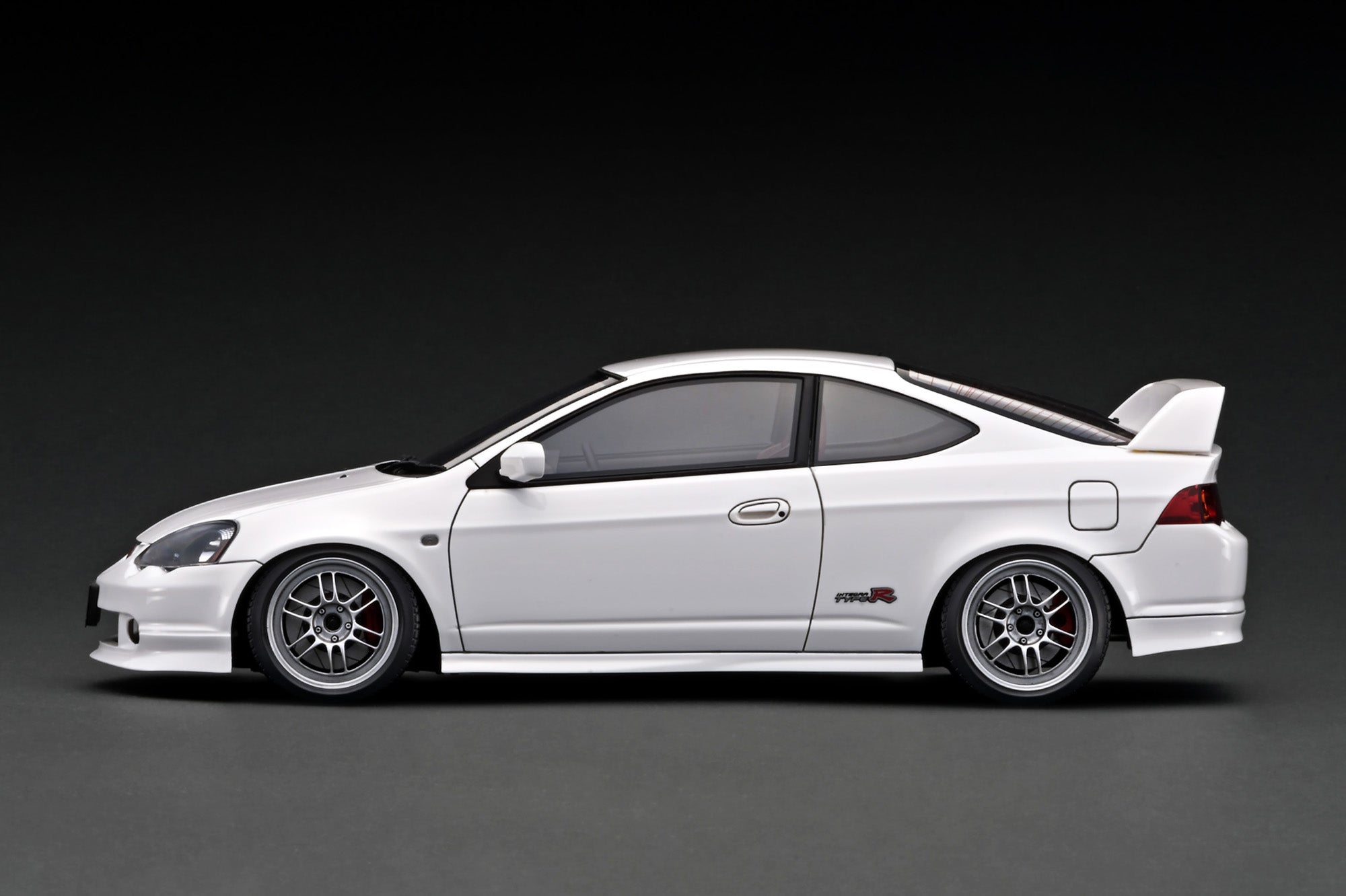 IG 1:18 Honda INTEGRA (DC5) TYPE R White IG3327 – Horizon Diecast