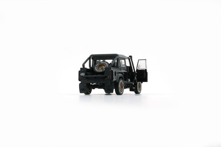 [Preorder] BM Creation 1:64 Land Rover 2016 Defender 110 Pick Up 6x6 Acc Pack - Black (RHD)