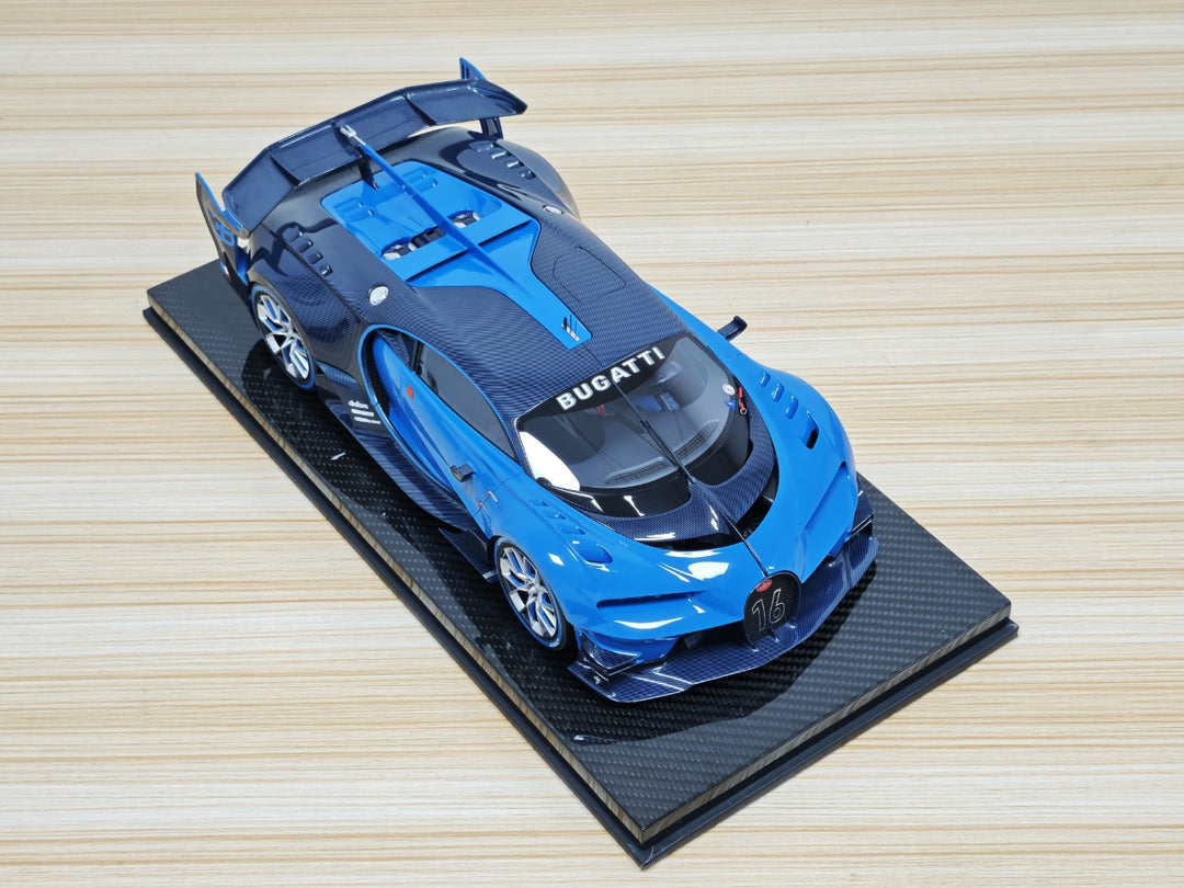 [Preorder] Runner 1:12 Bugatti Vision Gran Turismo - Carbon Fiber Blue