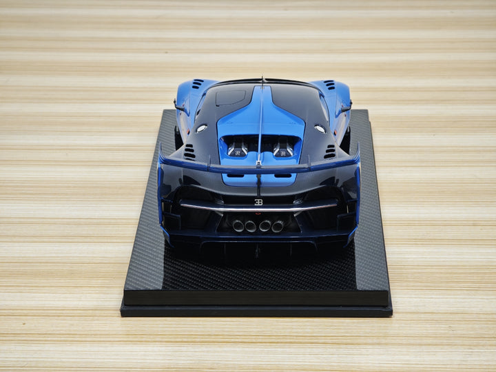 [Preorder] Runner 1:12 Bugatti Vision Gran Turismo - Carbon Fiber Blue