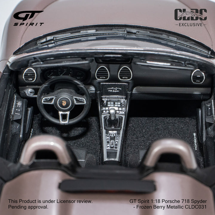 GT Spirit 1:18 Porsche 718 Spyder - Frozen Berry Metallic CLDC Exclusive CLDC031 interior
